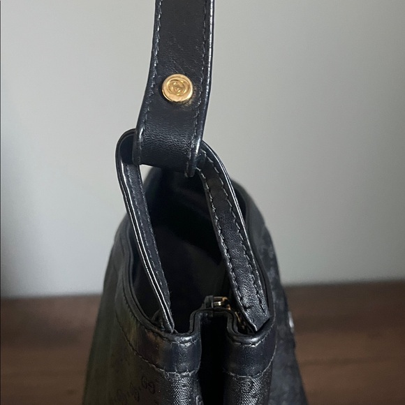 Gucci Black GG Pattern Shoulder Bucket Bag - Picture 6 of 16